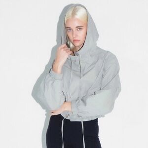 En Avant City Women’s Windbreaker Jacket in Stone Gray✨